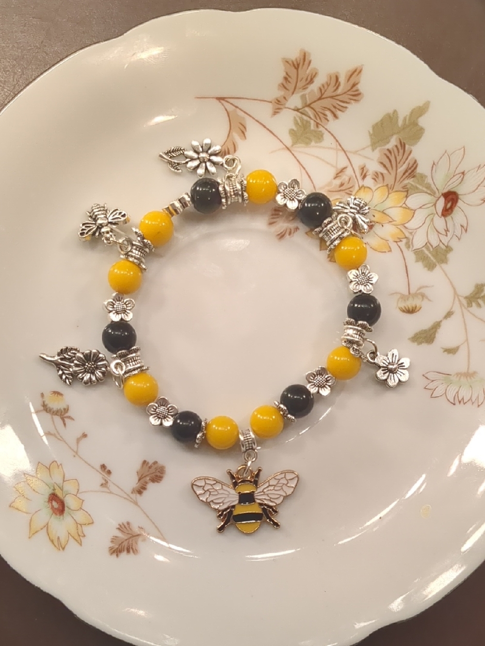 Bee Charm Yellow & Black Beaded Bracelet - Handmade